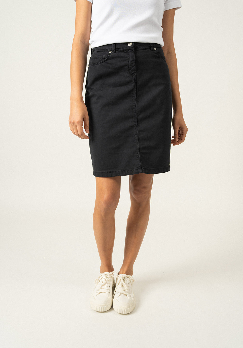 Elfy Stretch Denim Skirt (NAVY)