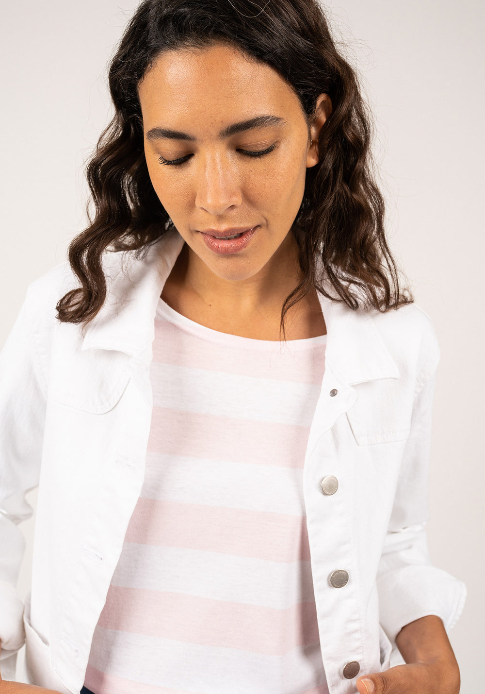 ST TEA Lightweight Jacket (WHITE)