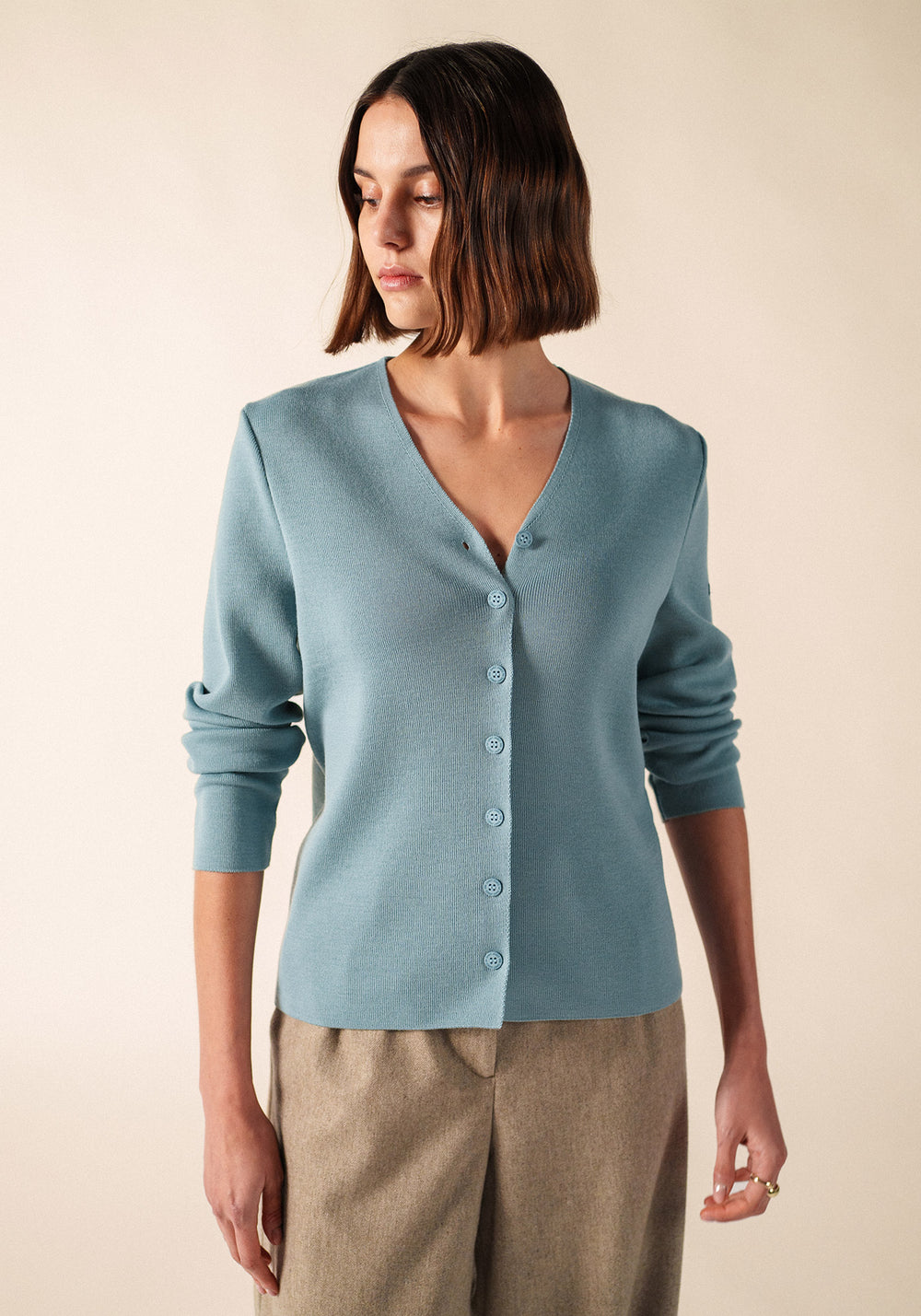 BREVANDS V-Neck Cardigan (LIGHT COASTAL BLUE)
