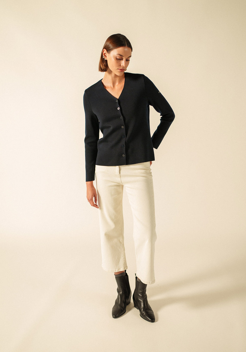 BREVANDS V-Neck Cardigan (NAVY)
