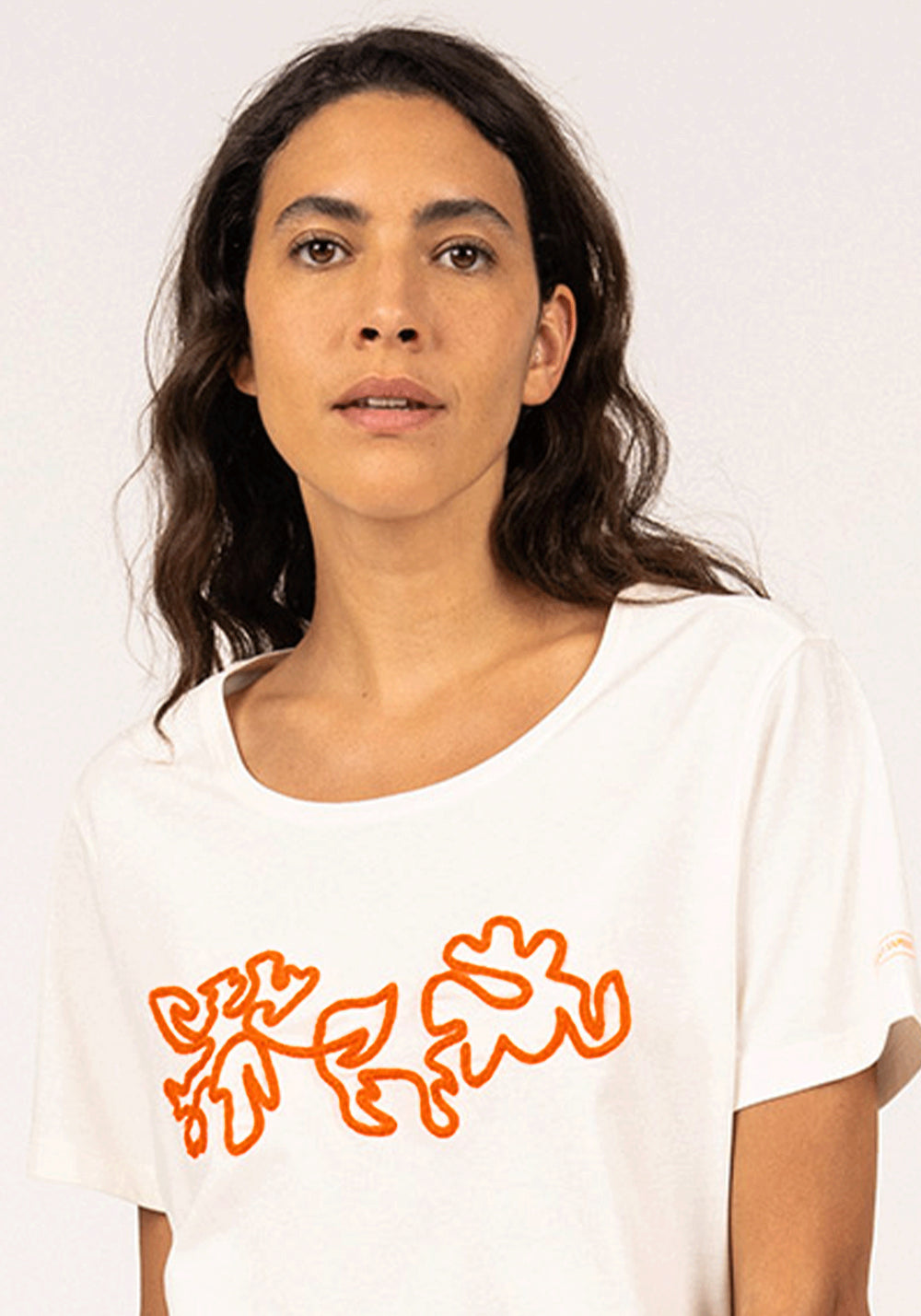 Sandy Cotton Tee (IVORY / NEON ORANGE)