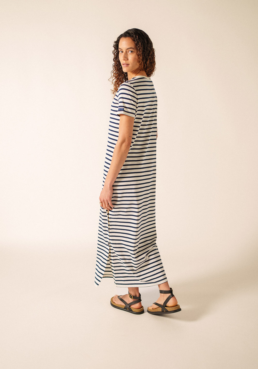 EZE - Midi Dress with High V-Neck and Side Buttons | Light Soft Cotton (ECRU / NAVY)