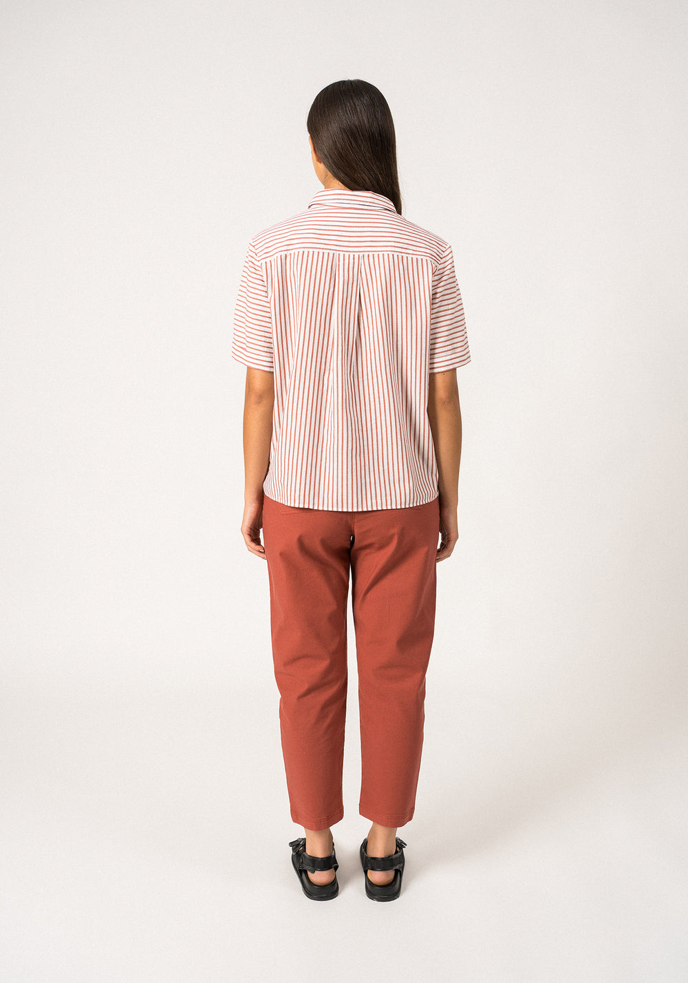 CARLA - Button-Down Blouse with Chest Pocket | Cotton and Linen (WHITE / TERRACOTTA)