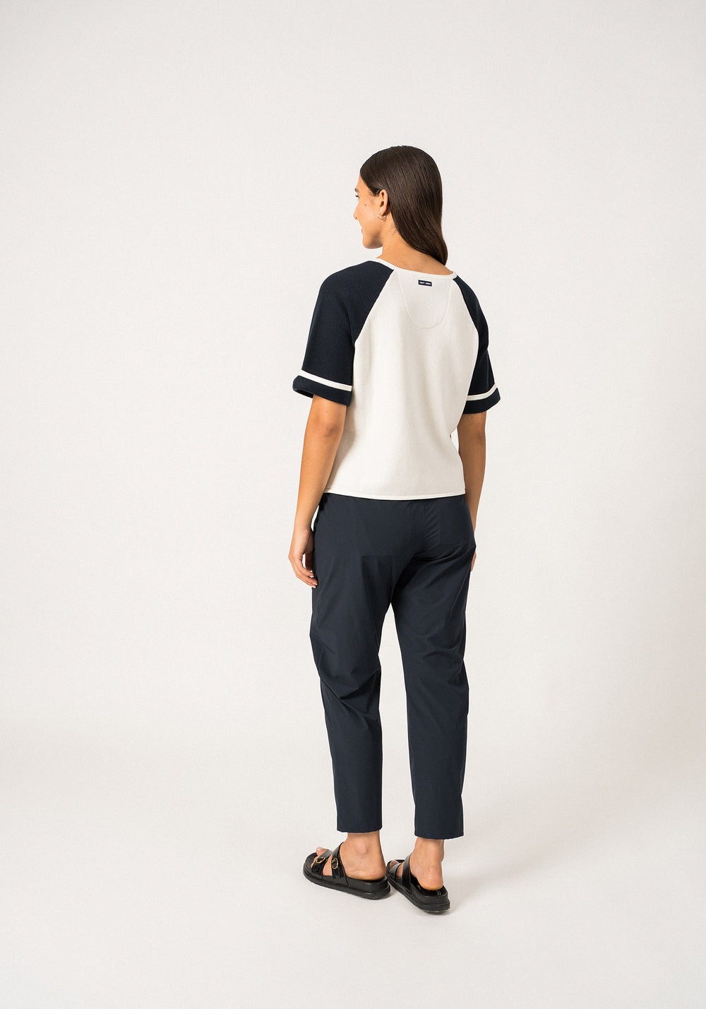 TRAVERSEE Knit Cotton T-Shirt x Isabelle Ballu | 100% Cotton (IVORY / NAVY)