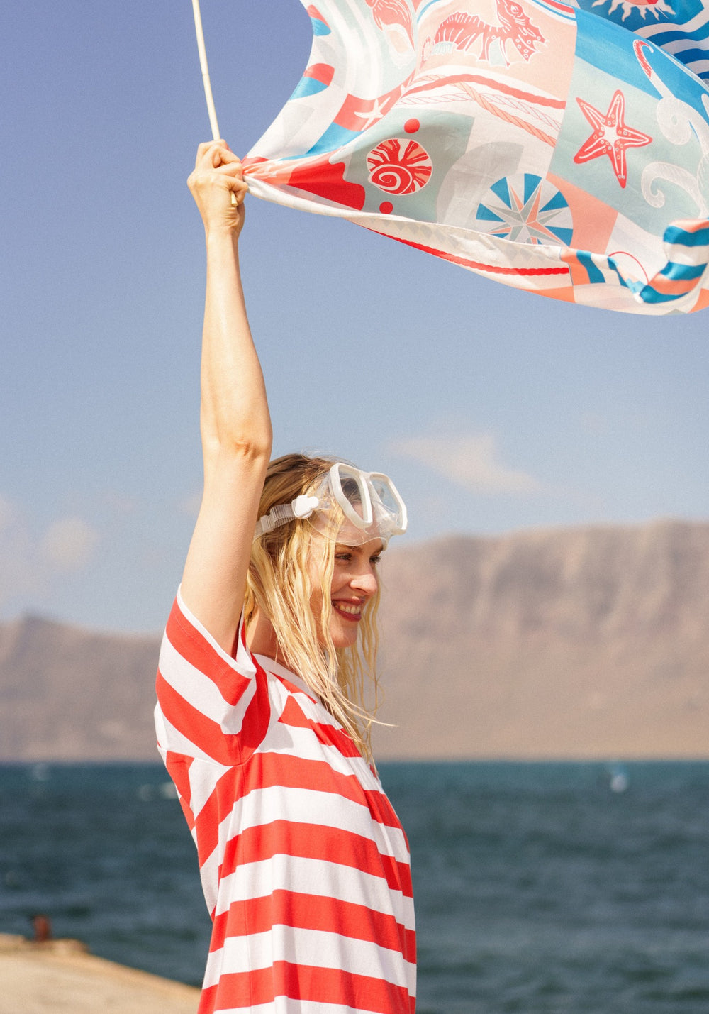 Seabed print square scarf (PLAY)