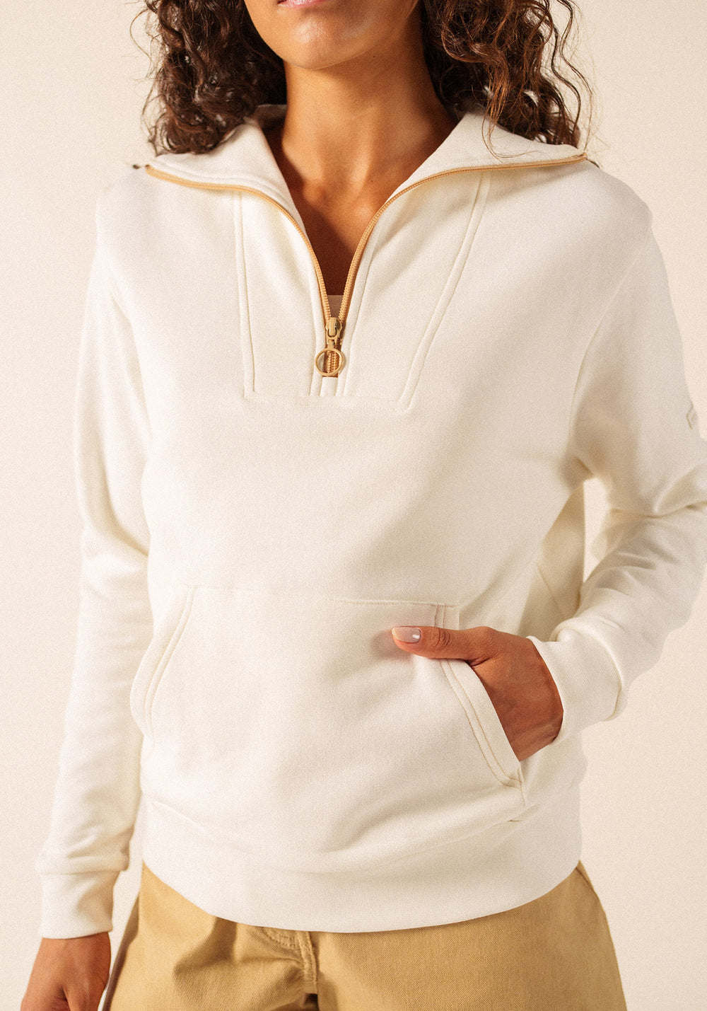 LOU Cotton Fleece Quarter-Zip Sweatshirt (IVORY / SAIL CANVAS)