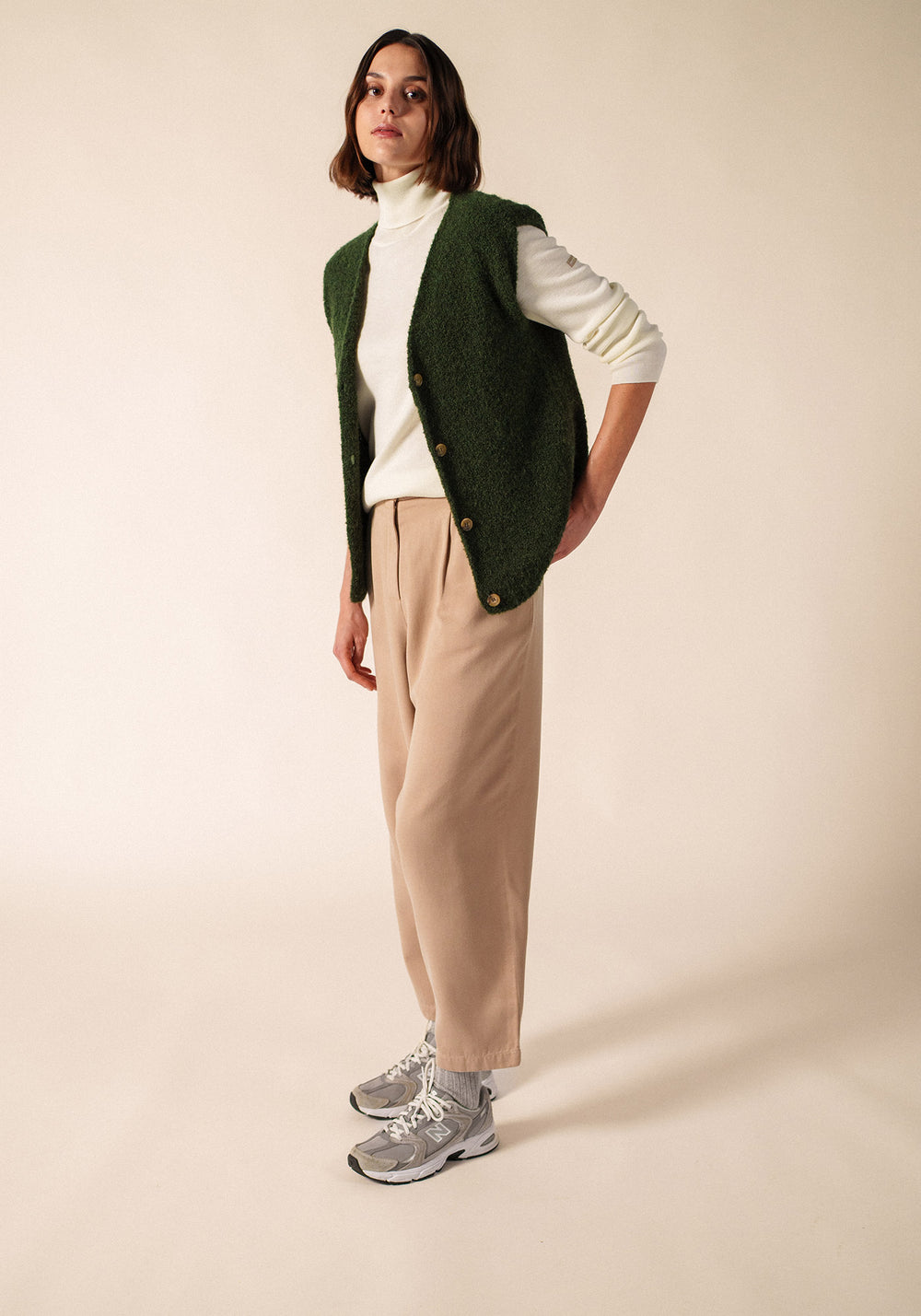 CADEAC Alpaca Sweater Vest (MOSS GREEN)