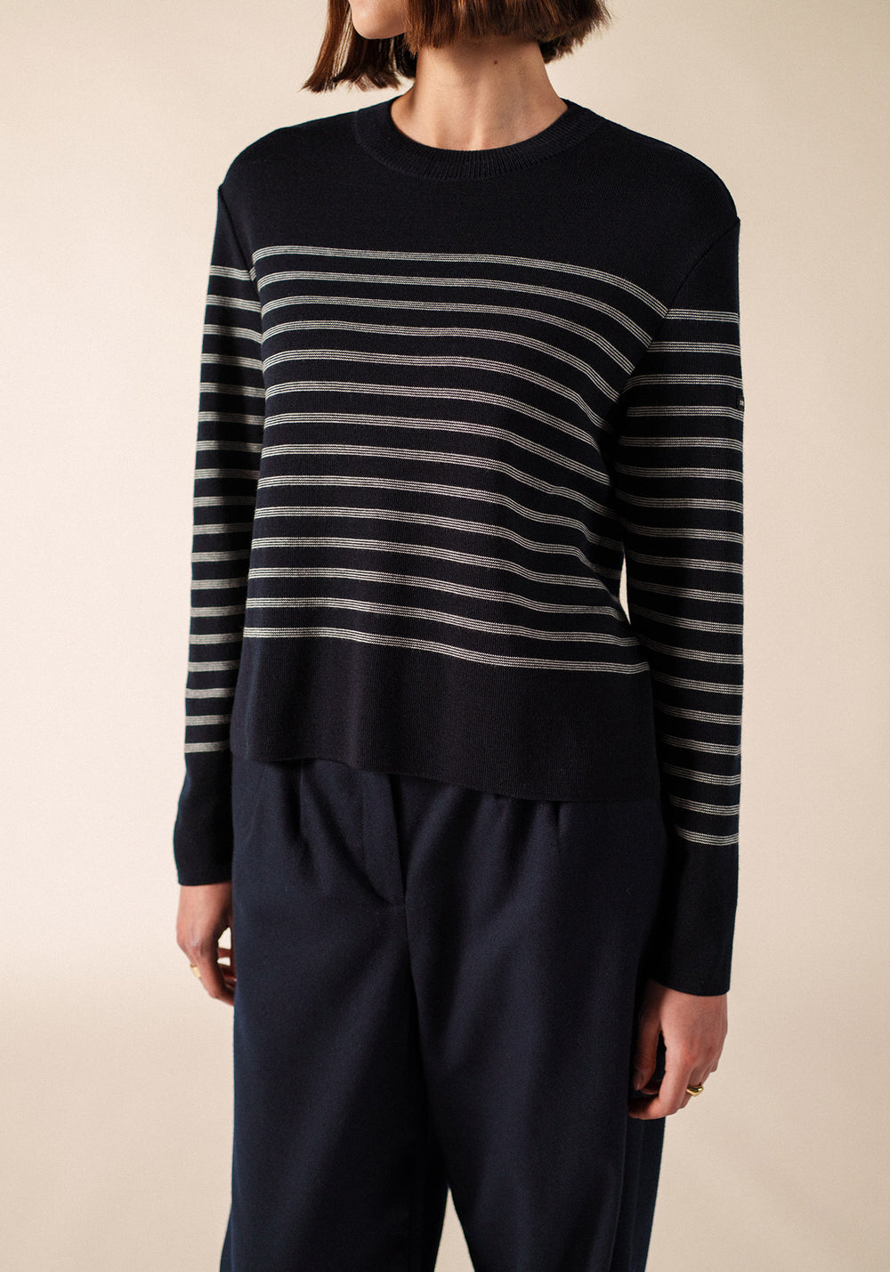 AULON Heathered Striped Wool Sweater (NAVY / WHITE)