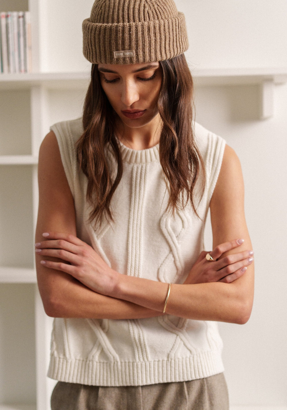 VAL D'AZUN Sweater Vest (IVORY)