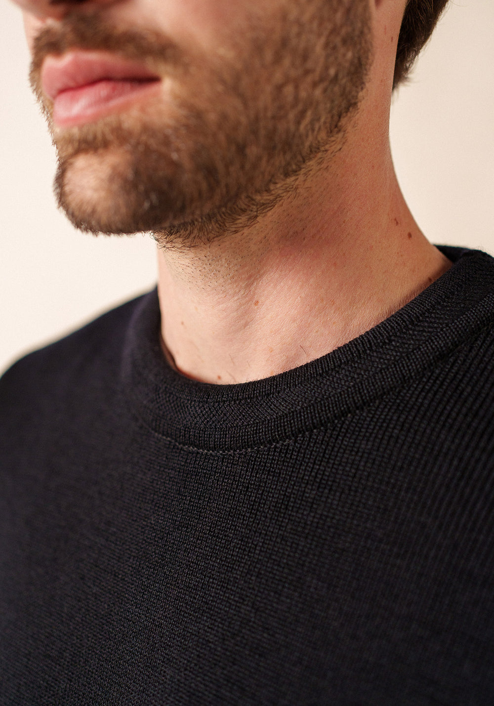 LOCRONAN III Crew Neck Sweater (NAVY)