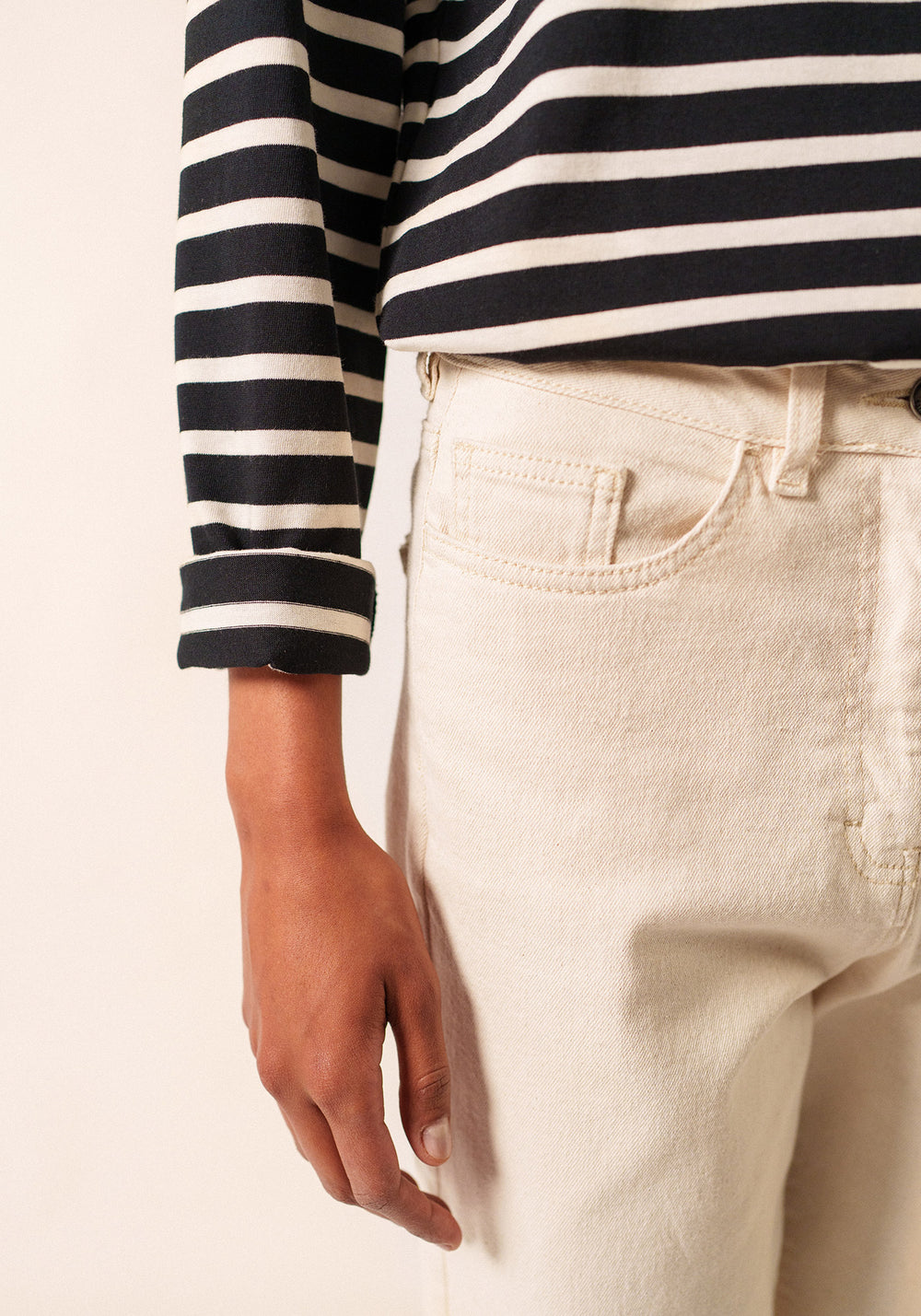 Minquiers Modern Breton Shirt (BLACK / ECRU)