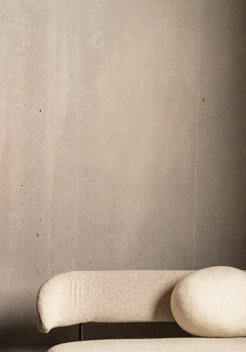 Courchevel Mohair Sweater (WINTER WHITE / BRIGHT PINK)