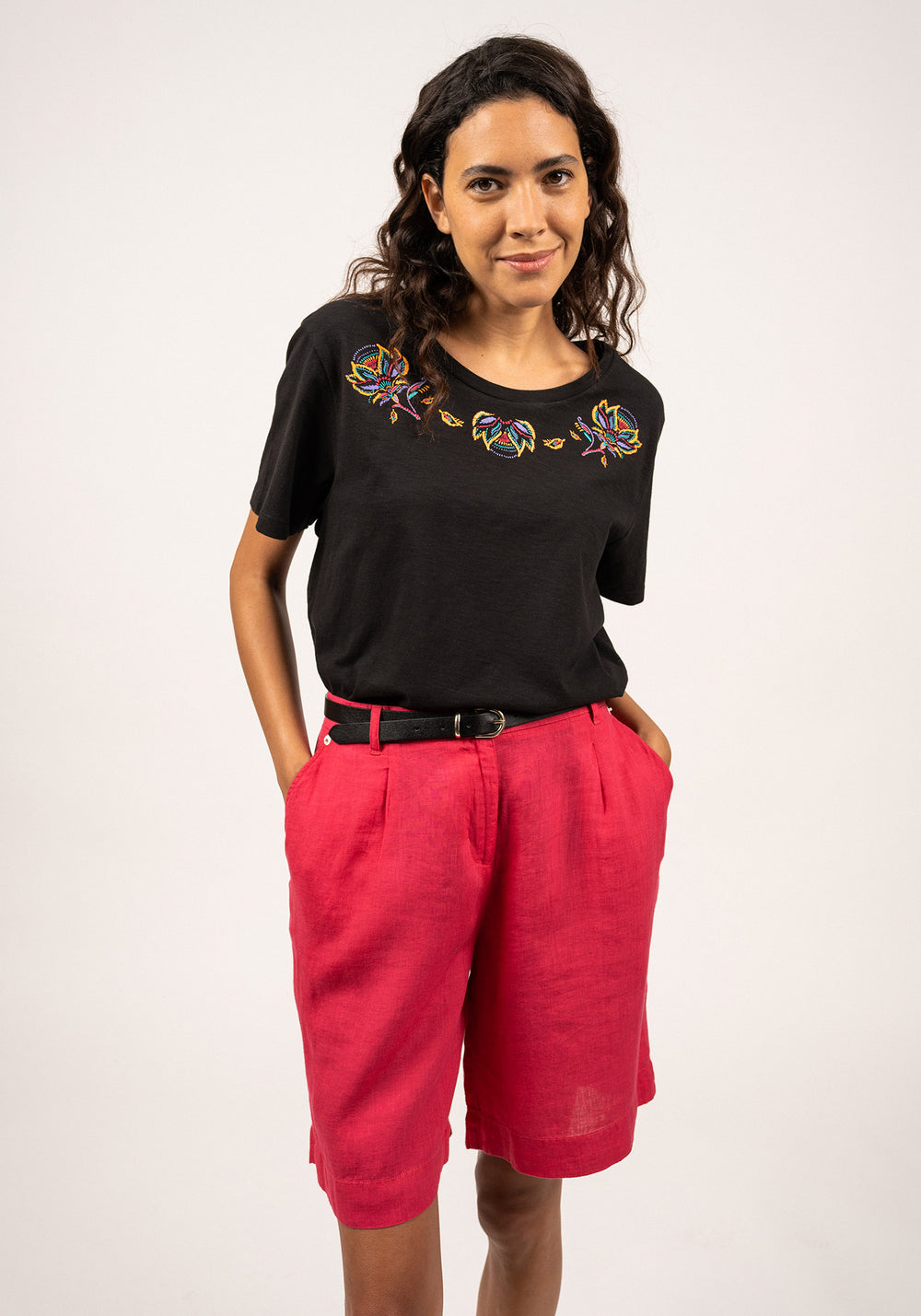 Shanon Embroidered Tee (BLACK)