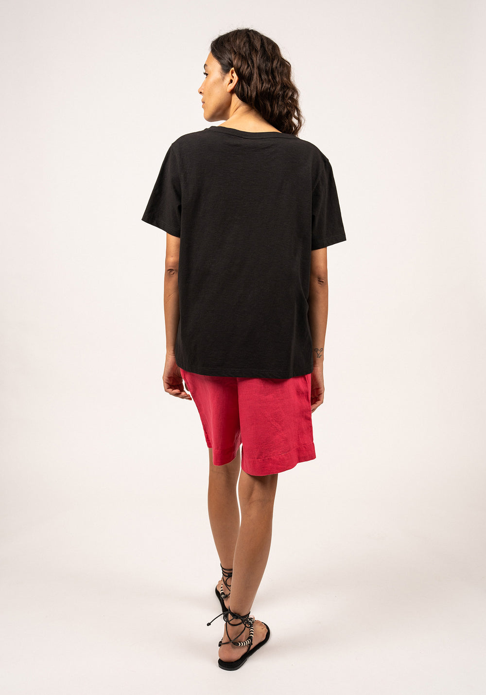 Shanon Embroidered Tee (BLACK)