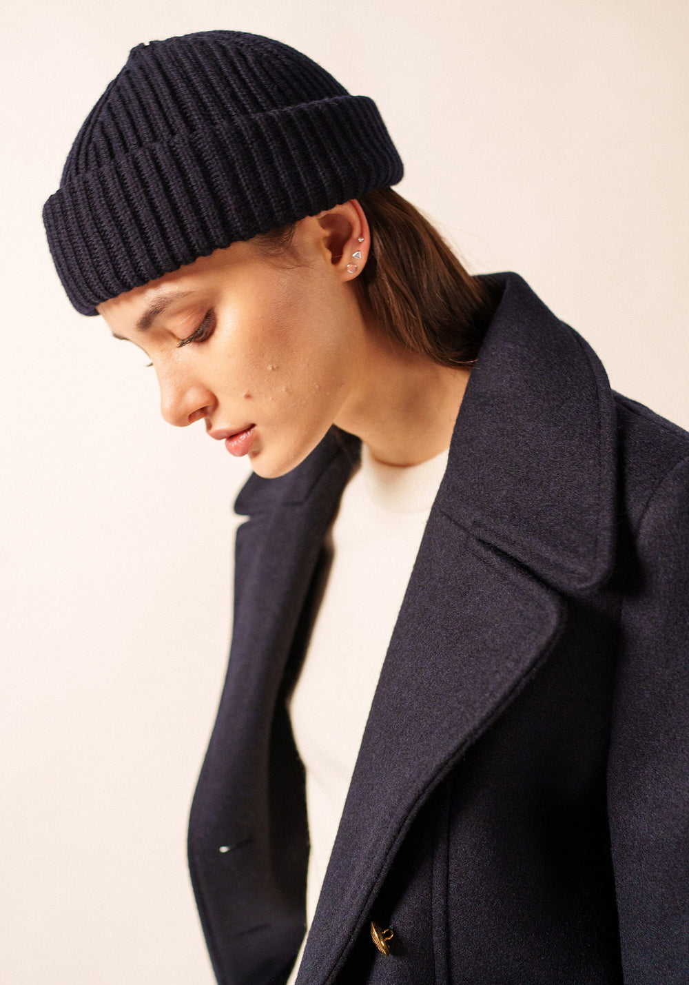MIKI MAILLE - Short Ribbed Knit Fisherman Beanie (NAVY)