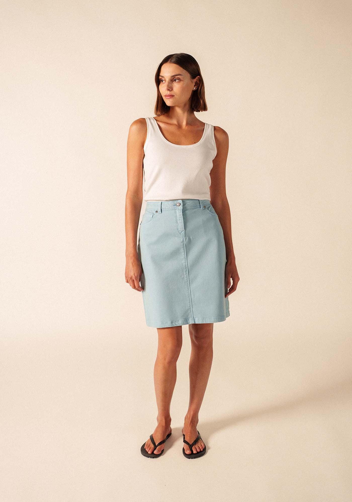 Elfy Stretch Denim Skirt (SKYLIGHT BLUE)