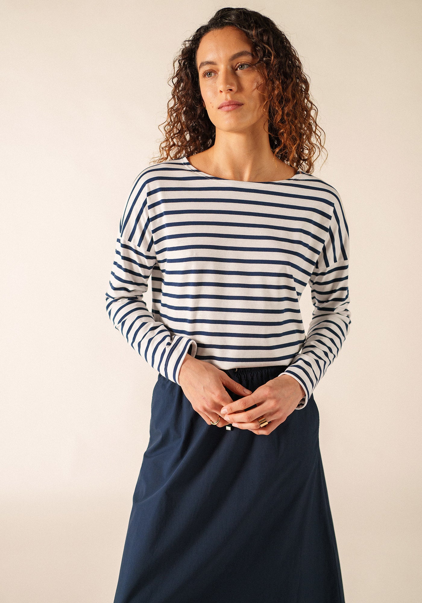 Minquiers Drop-Shoulder Breton Shirt (WHITE / NAVY)