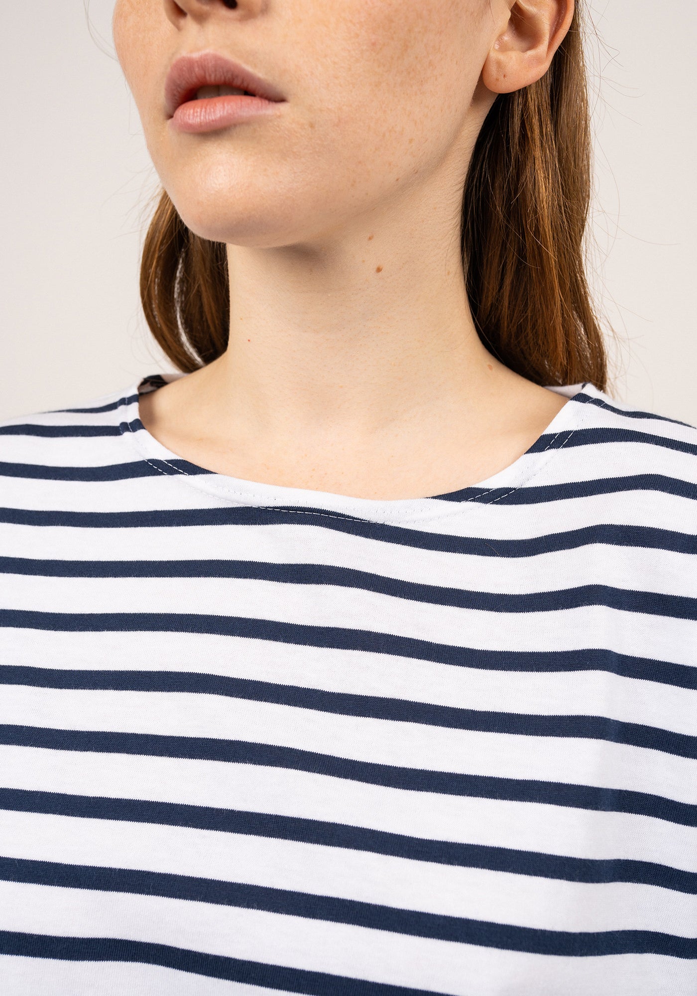 Minquiers Drop-Shoulder Breton Shirt (WHITE / NAVY)