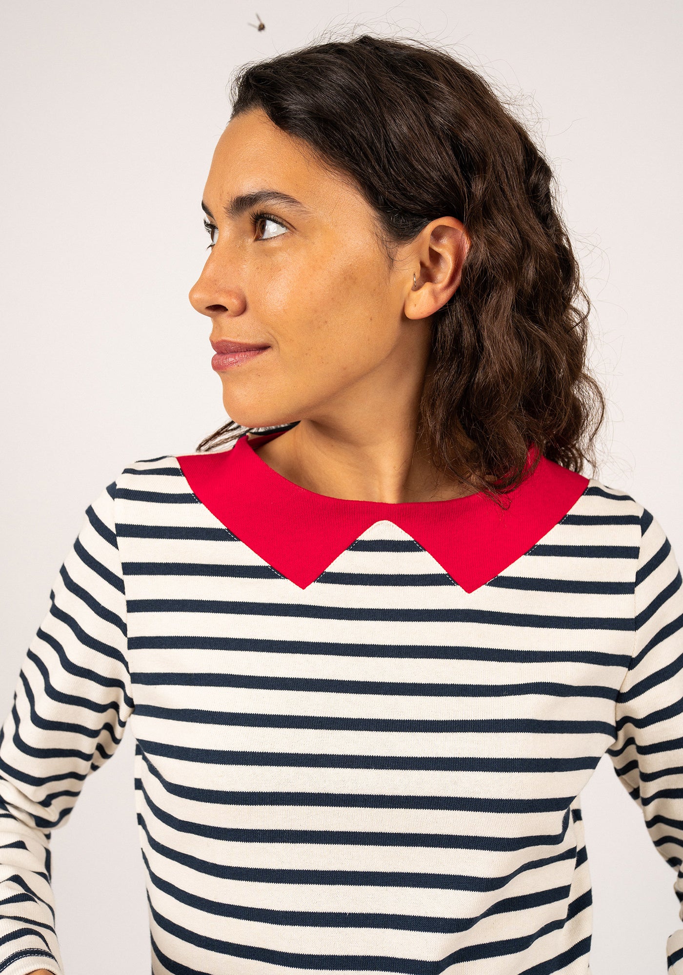 Vire Breton Shirt with Collar (ECRU / NAVY / RED)