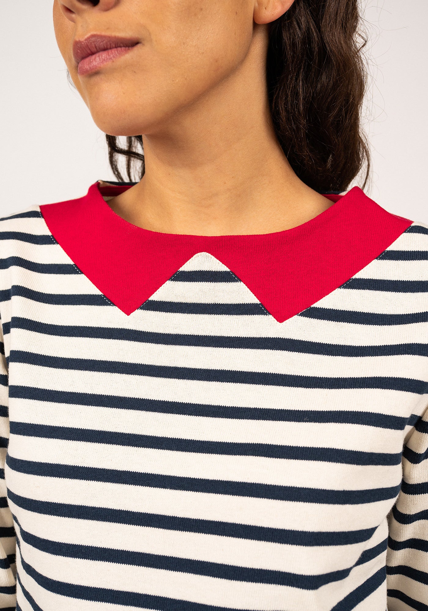 Vire Breton Shirt with Collar (ECRU / NAVY / RED)