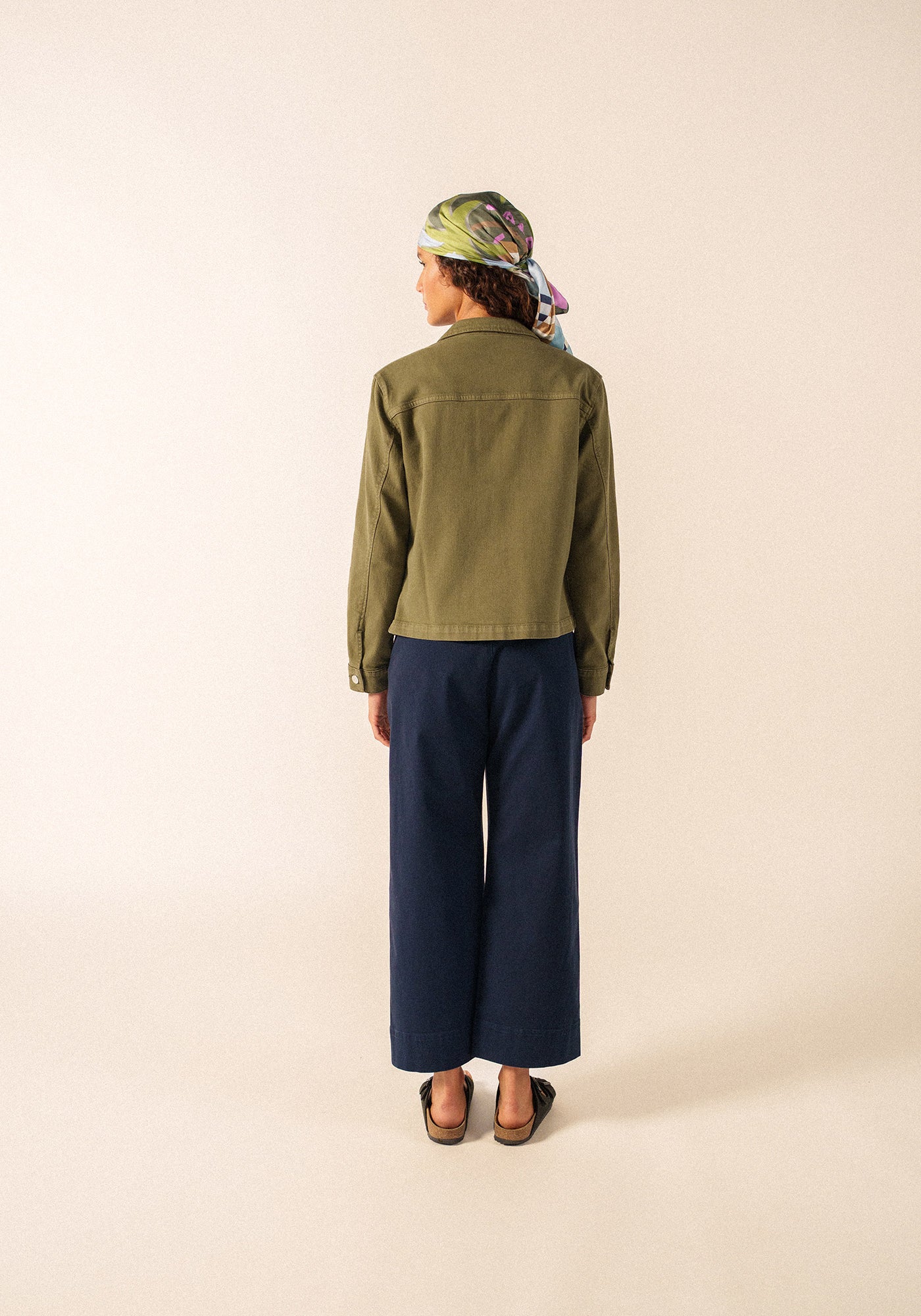 St Tea Lightweigth Jacket (ARMY GREEN)