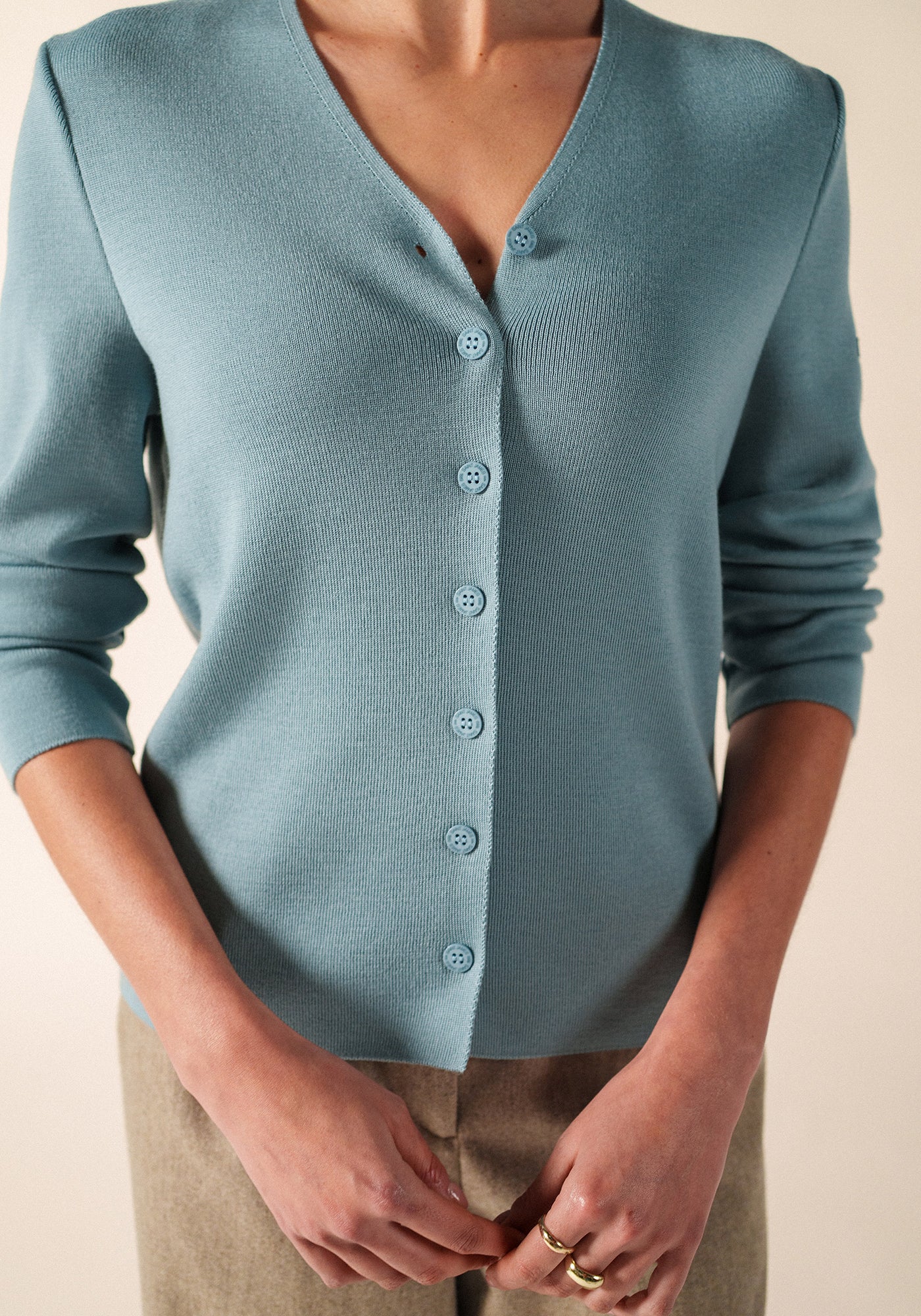 BREVANDS V-Neck Cardigan (LIGHT COASTAL BLUE)