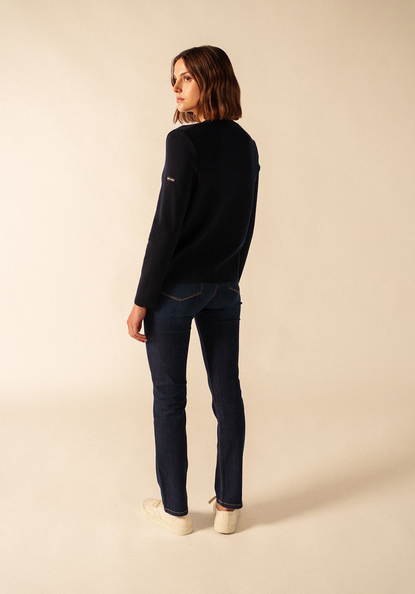 Brevands V-Neck Cardigan (NAVY)