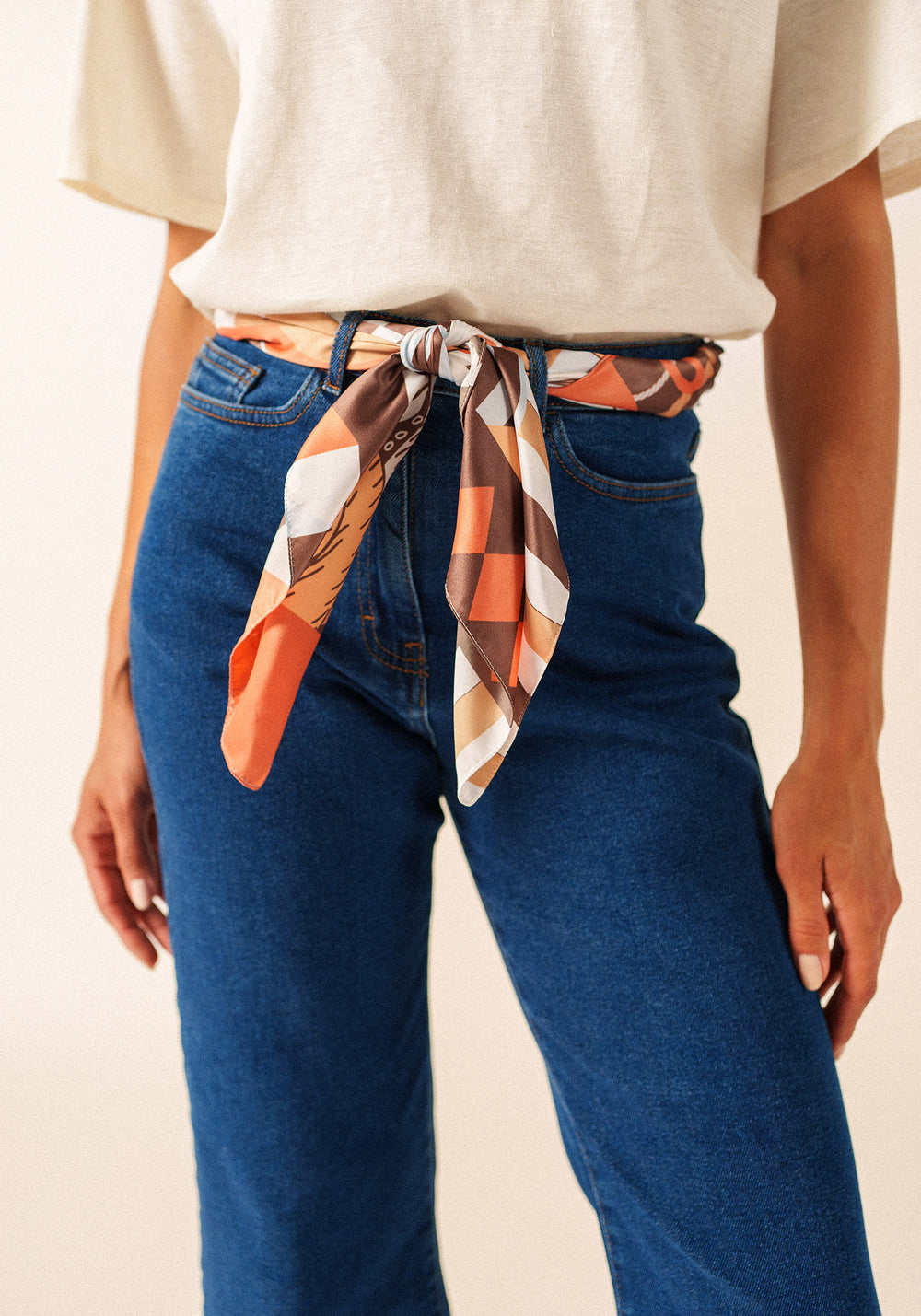 Seabed print square scarf (INTERWOVEN EARTH)