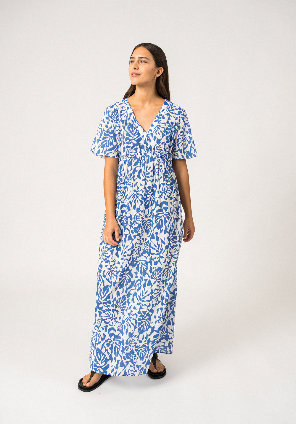 Cecilia Maxi Dress (WHITE / MER BLUE)