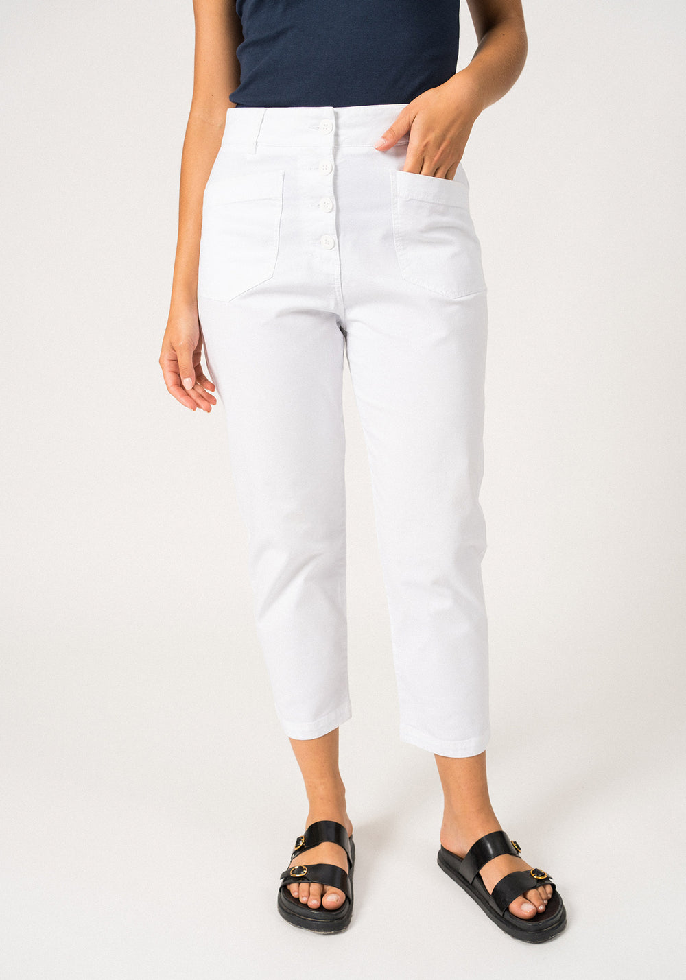 Salome Mom-Fit Pants (WHITE)