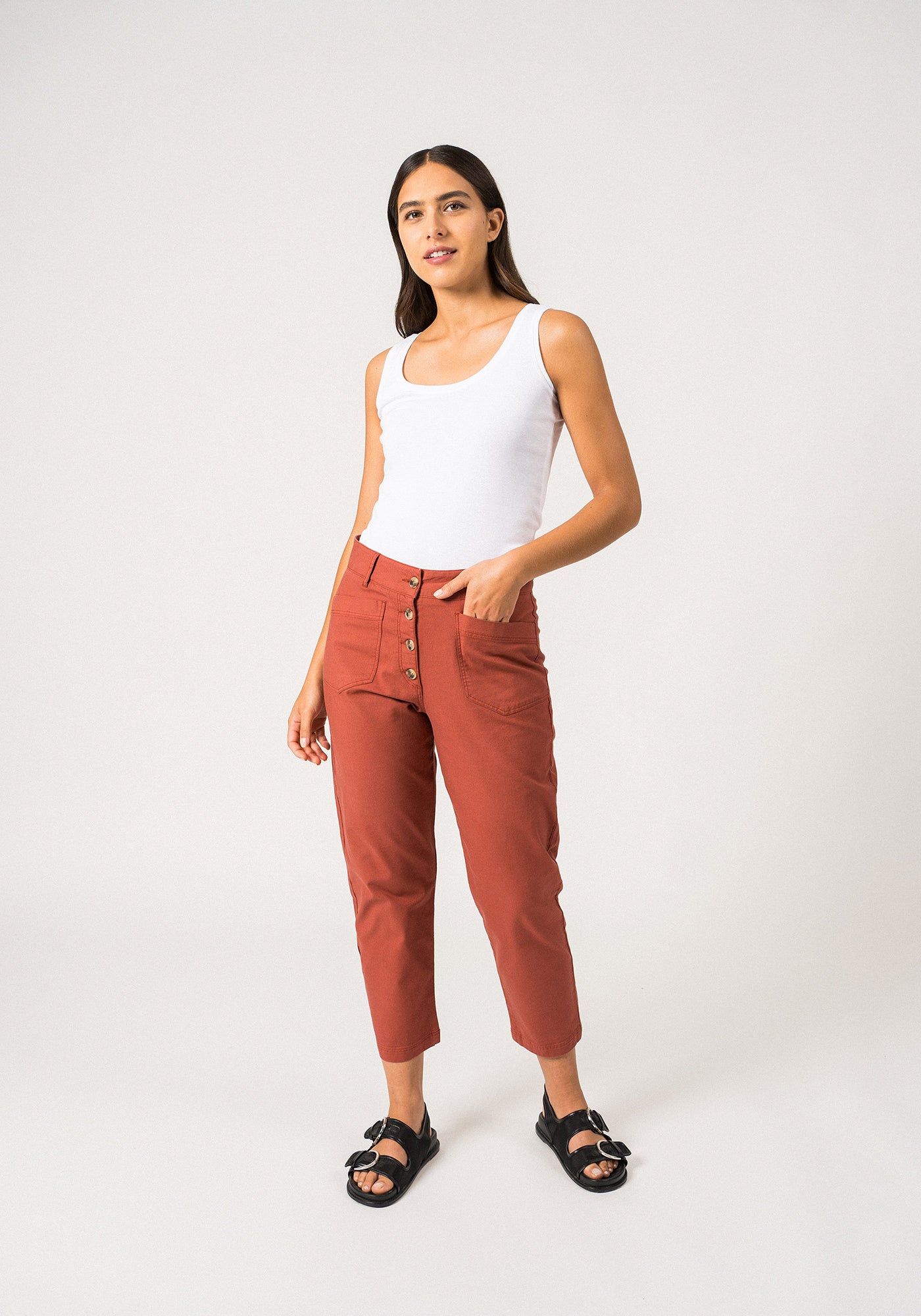 SALOME - High-Waisted Mom-Fit Pants (TERRACOTTA)