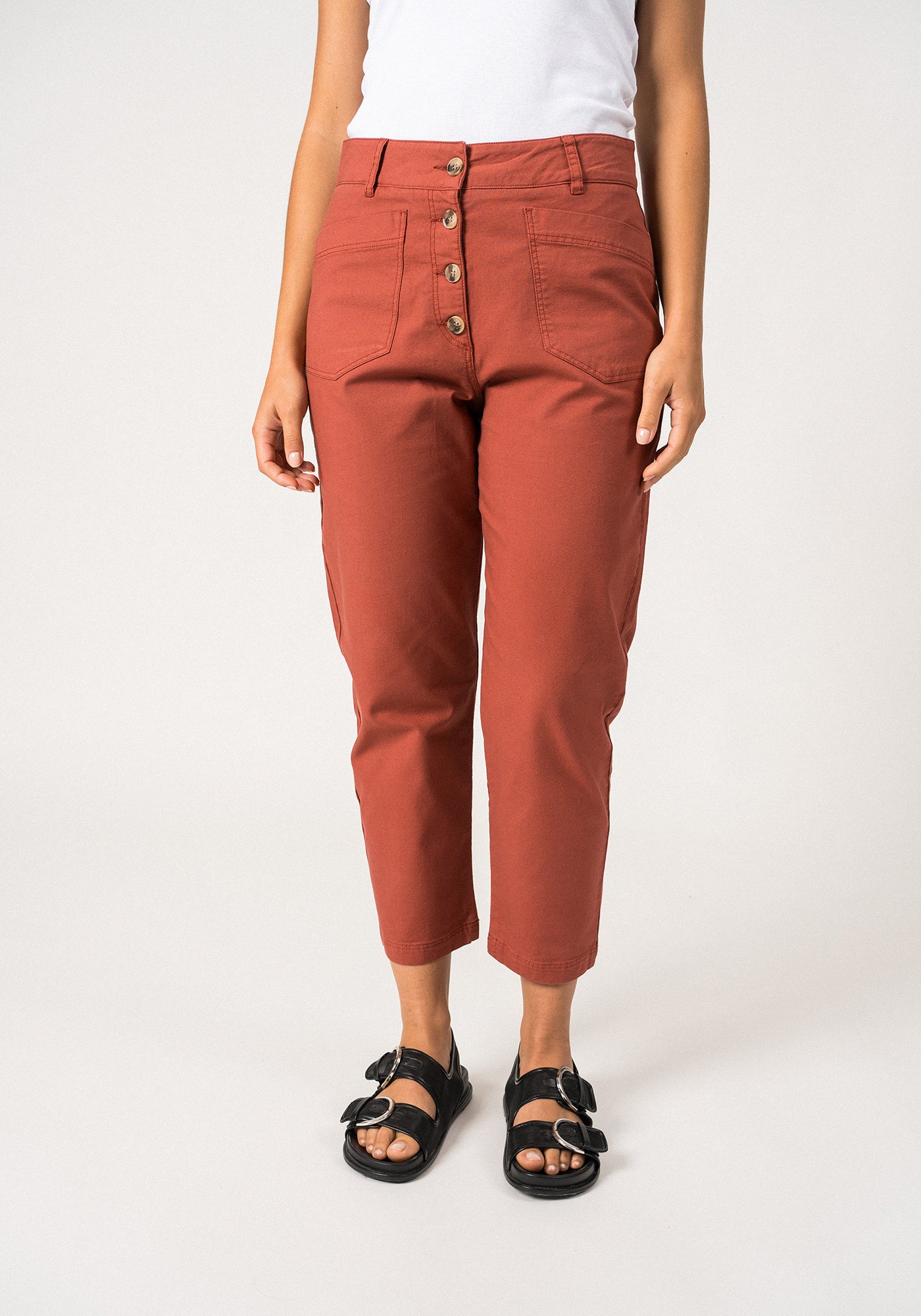 SALOME - High-Waisted Mom-Fit Pants (TERRACOTTA)