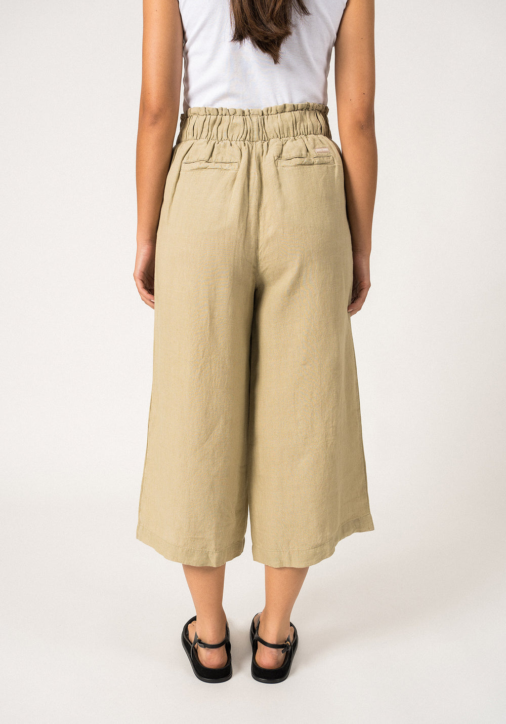 CHLOE - Pleasted Wide-Leg Pants with Elasticated Waist | 100% Linen (SOFT ALMOND)