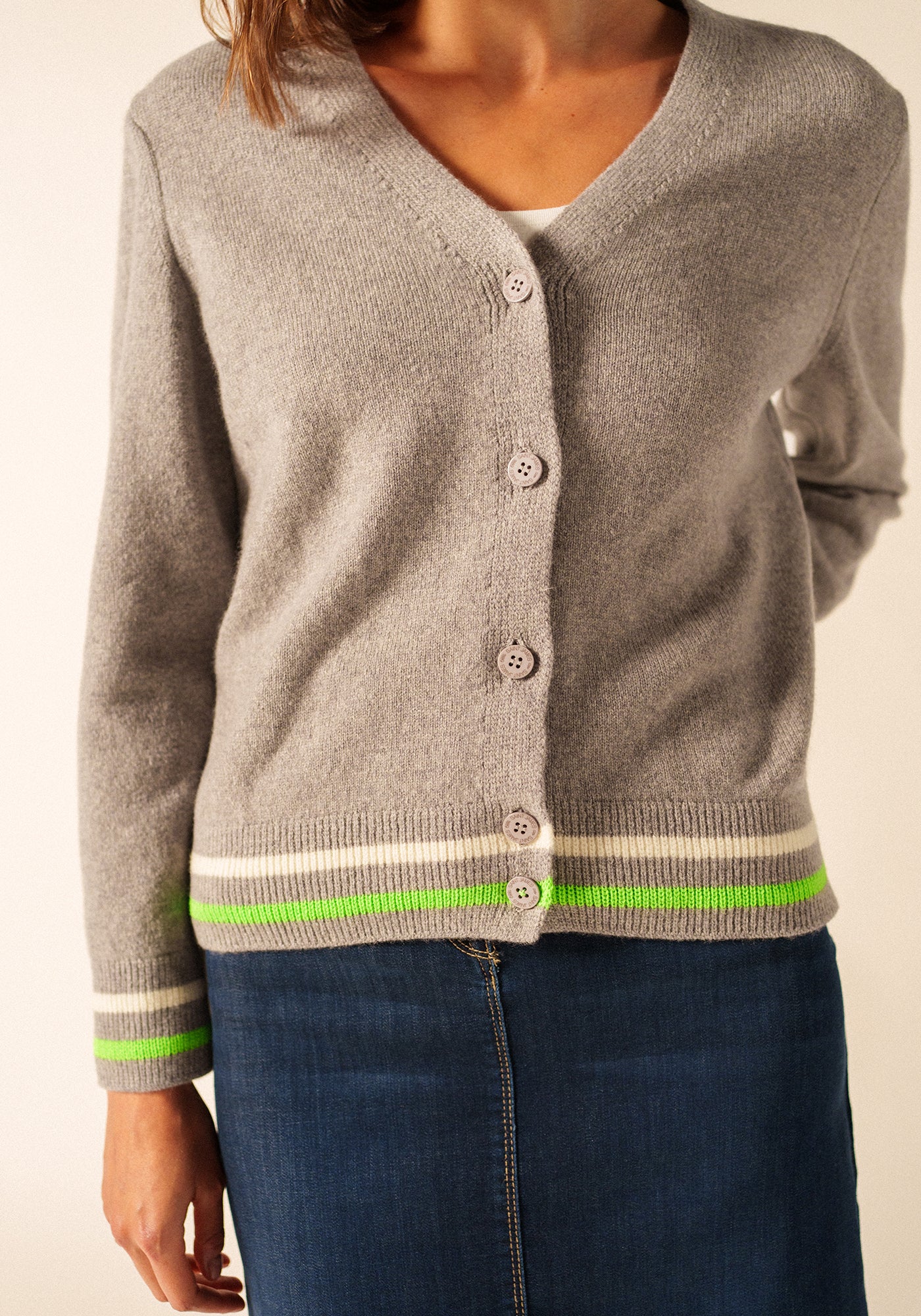 Annecy Wool Cardigan (GRAY / NEON GREEN / IVORY)