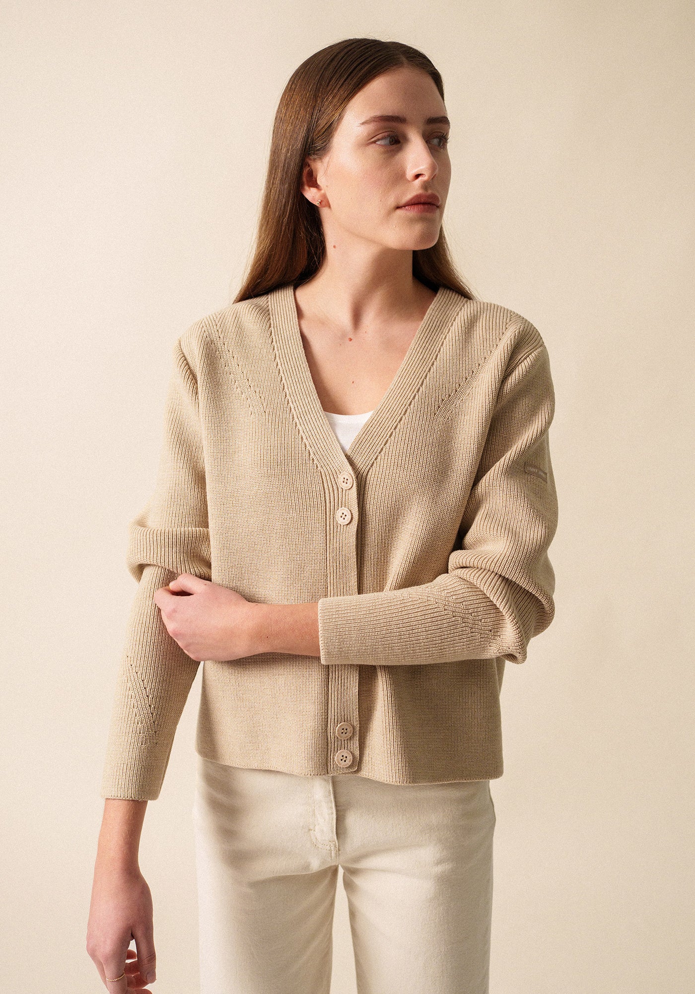 Aoste V-Neck Cardigan (BEIGE)