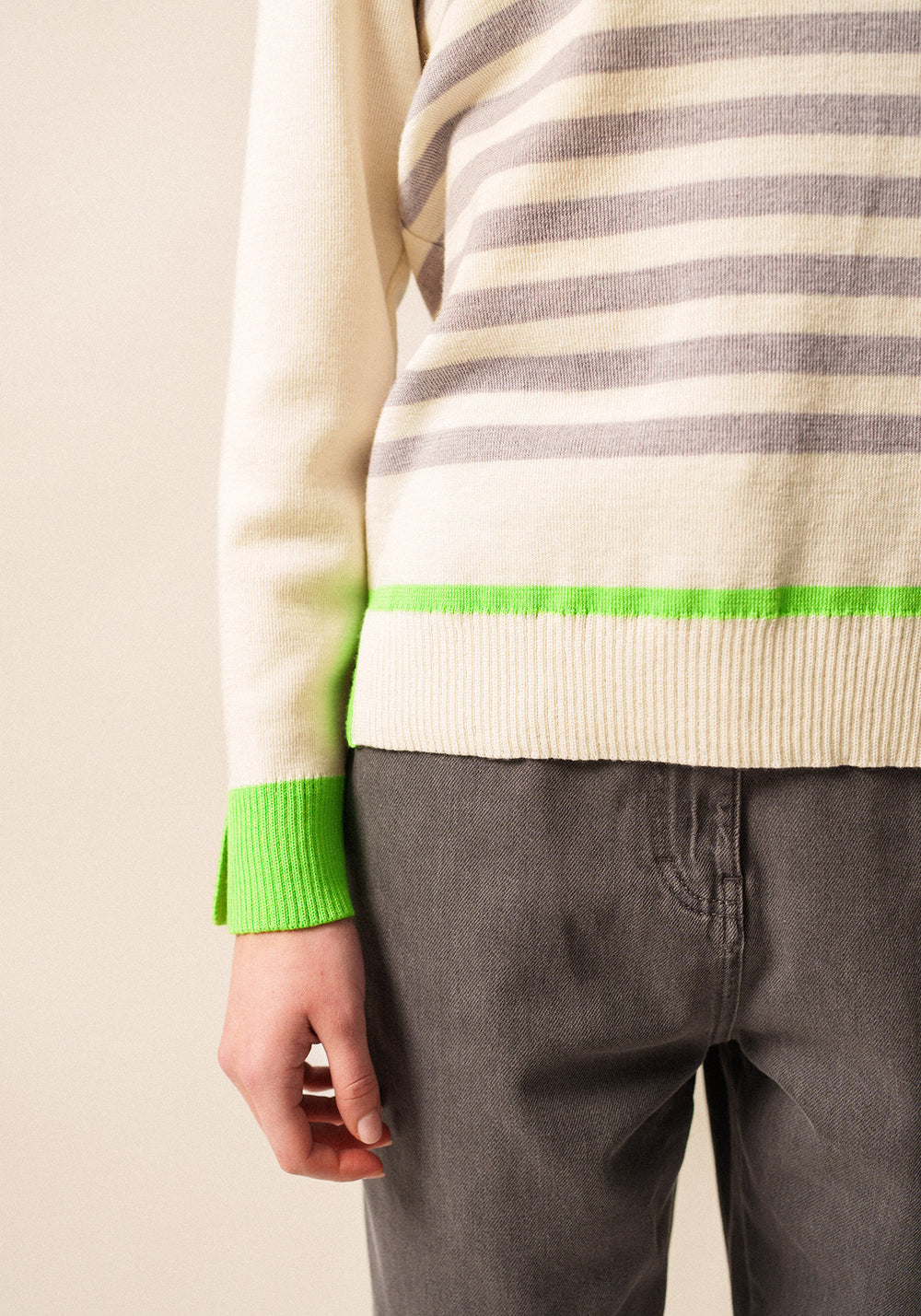 Evian Striped Sweater (WHITE / PEARL MELANGE / NEON GREEN)