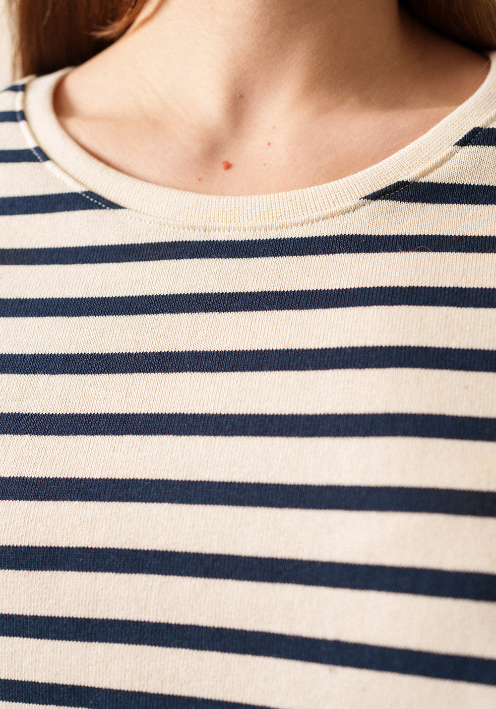 Yvoire Striped Top (ECRU / NAVY)