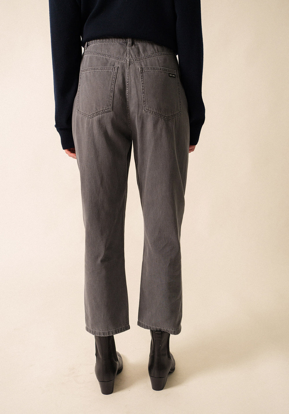 Zelie Mom Fit Pants (GRAY)