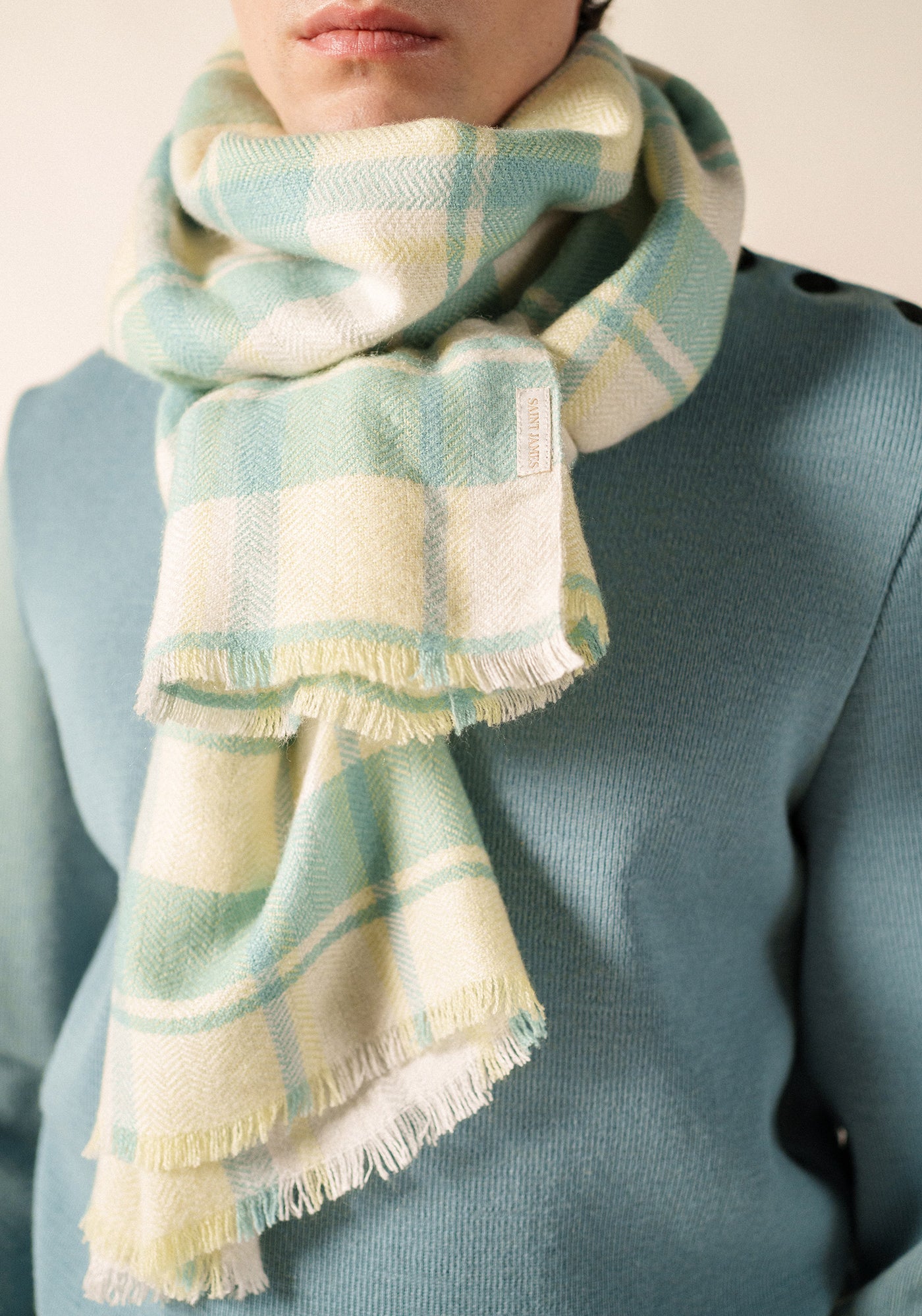 PLAID SCARF (WINTER LIGHT)
