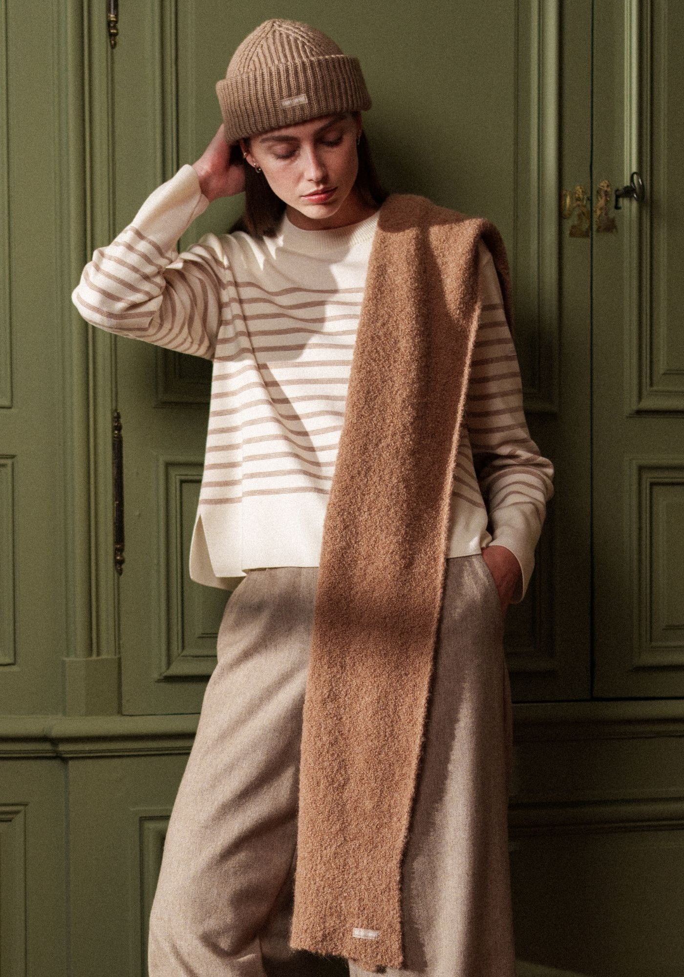 CADEAC Scarf (DARK BEIGE)
