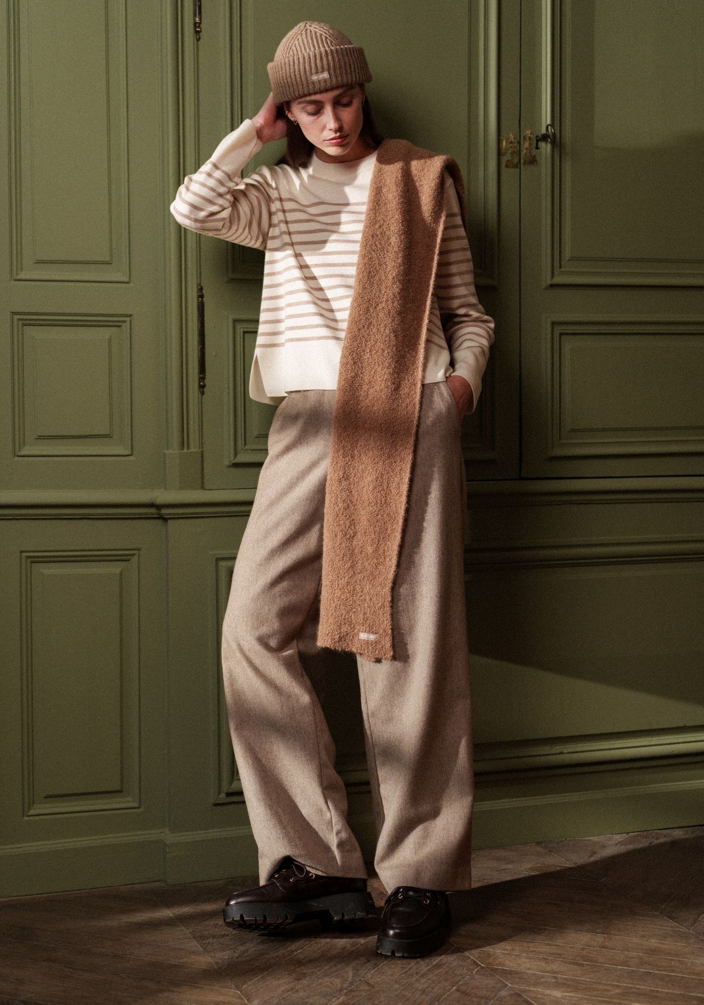AULON Heathered Striped Wool Sweater (WHITE / DARK BEIGE)