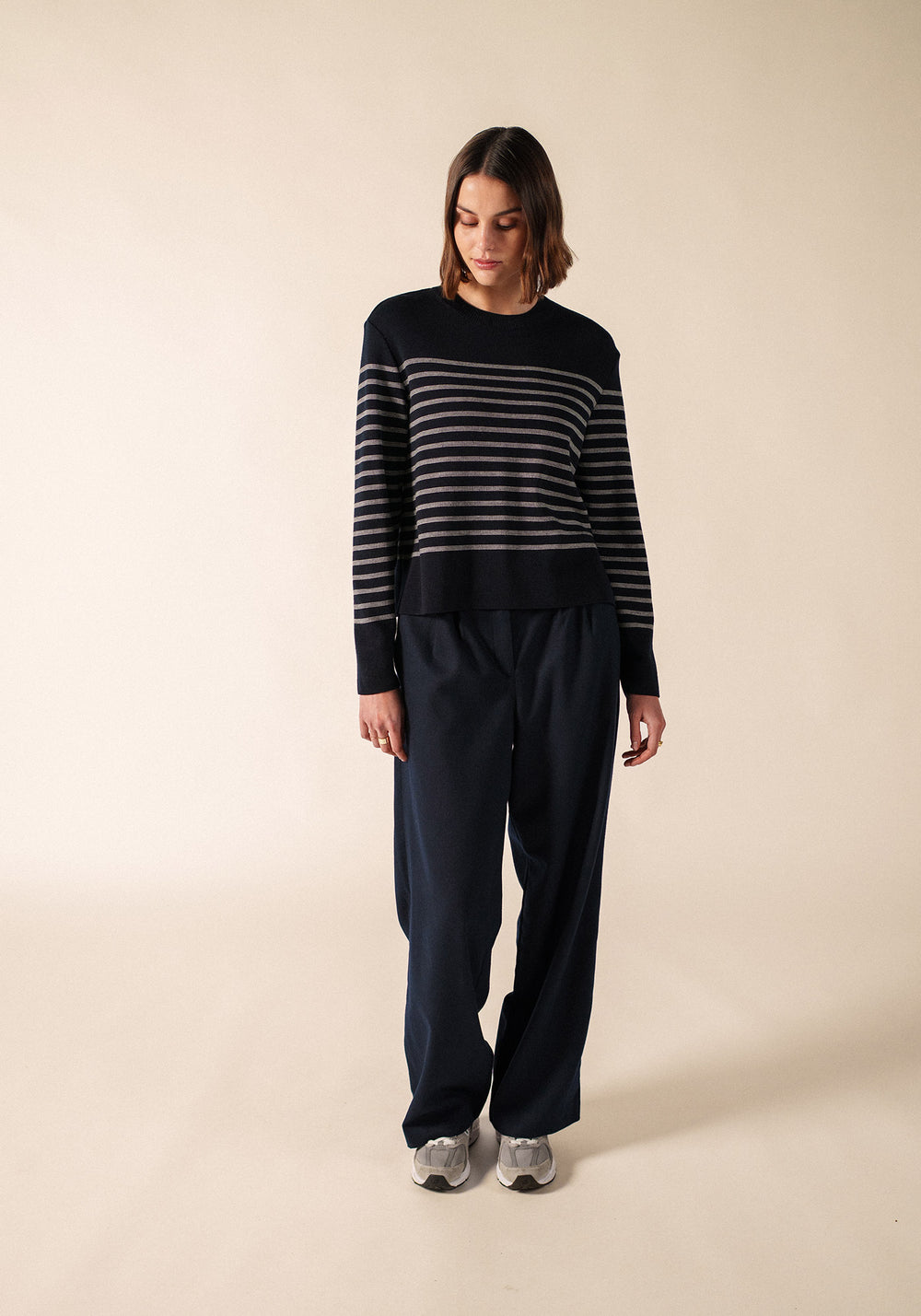 AULON Heathered Striped Wool Sweater (NAVY / WHITE)