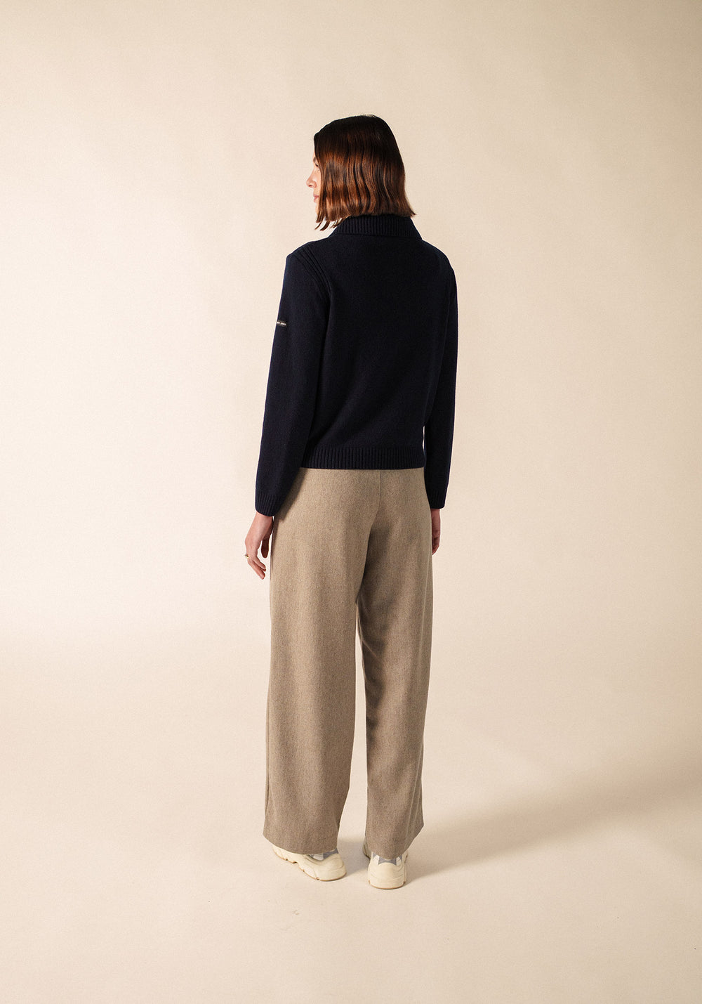 PORTUNE Sweater (NAVY / RED)