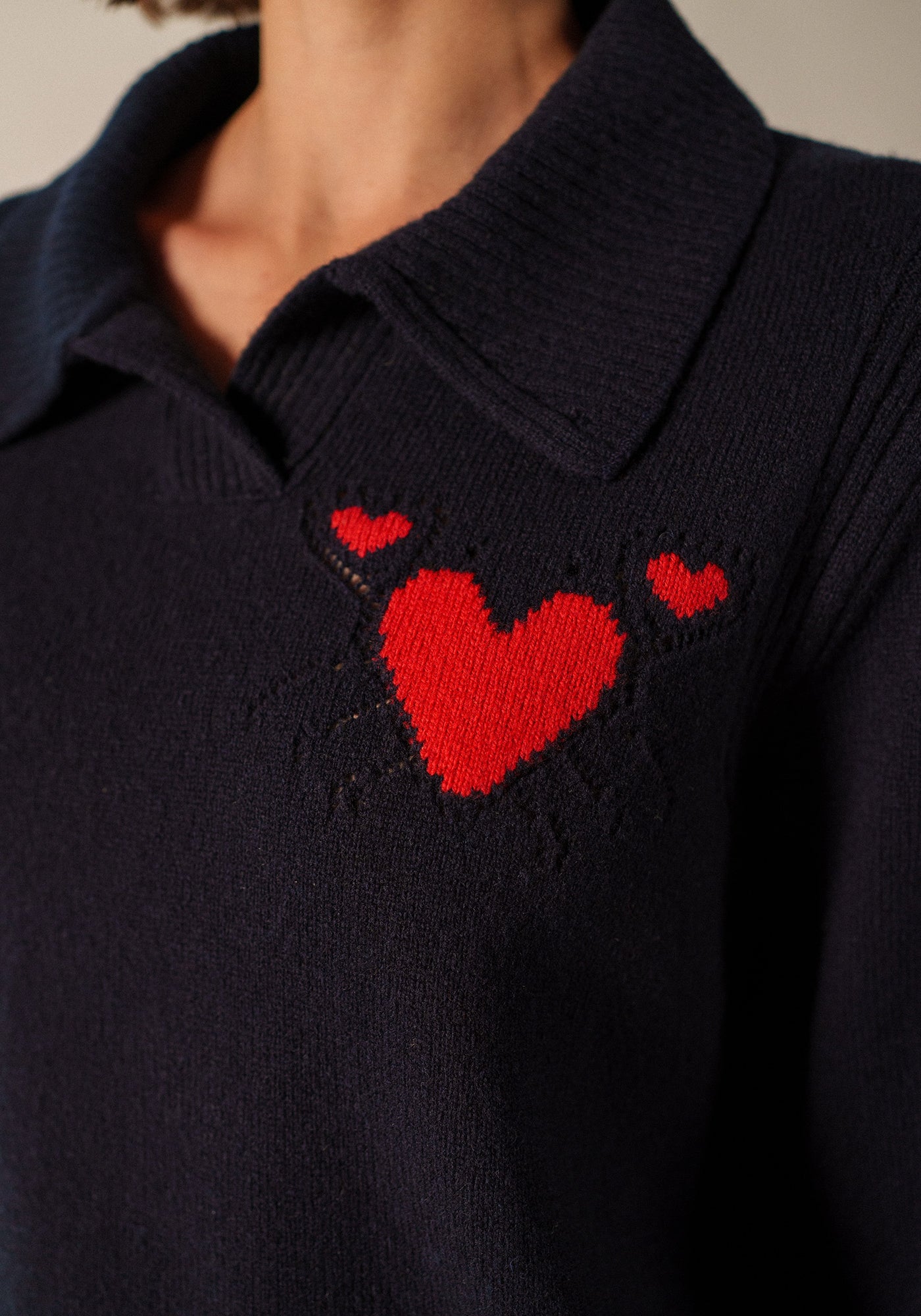 PORTUNE Sweater (NAVY / RED)