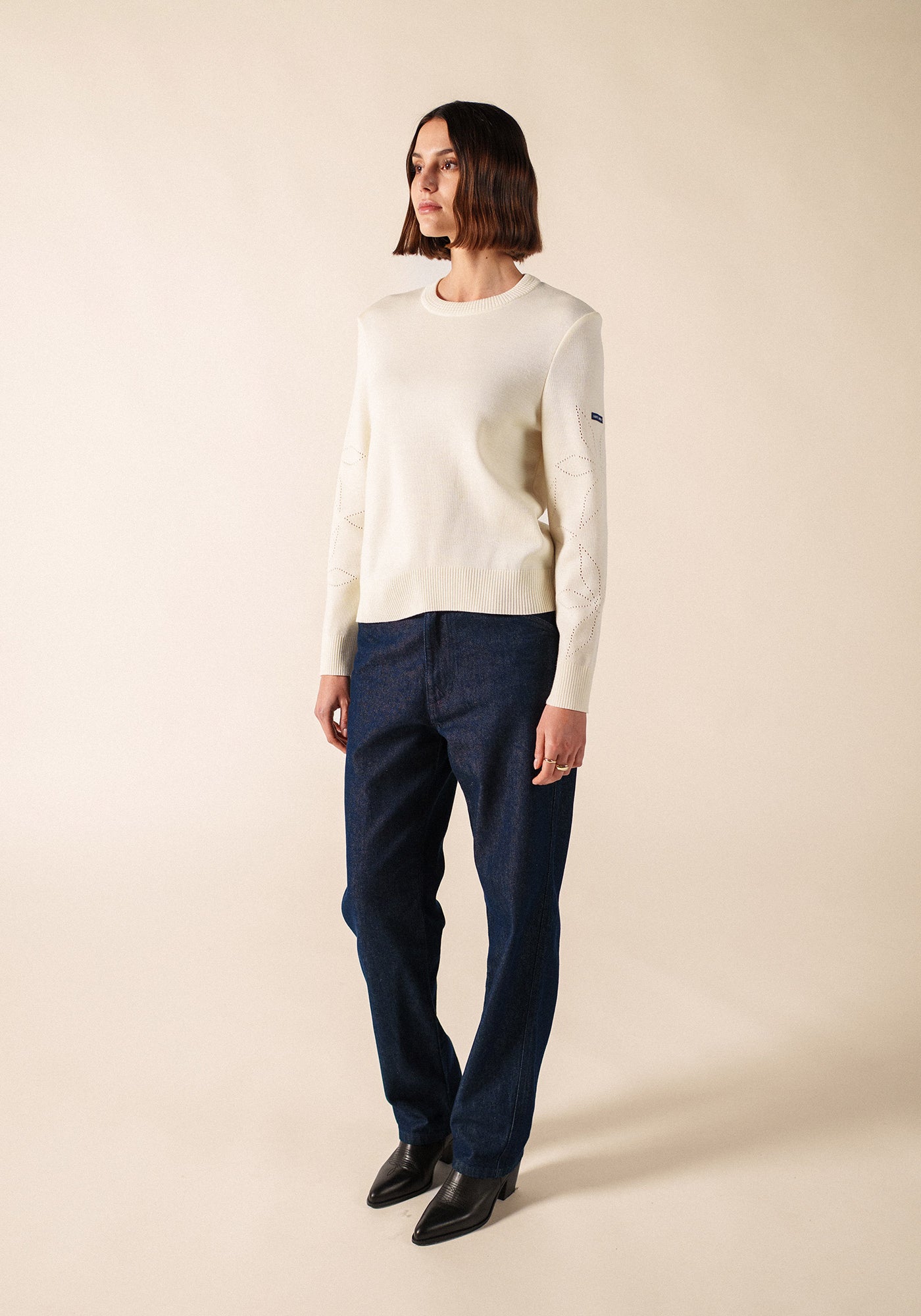 ASCOU Pointelle Sleeve Wool Sweater (WHITE)