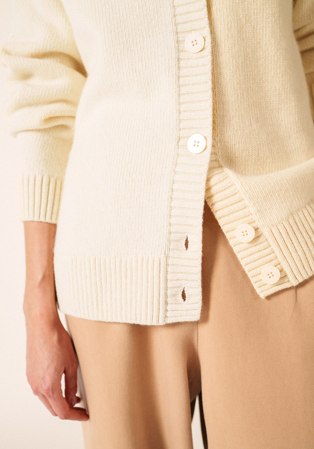 GLASGOW Cardigan (IVORY)