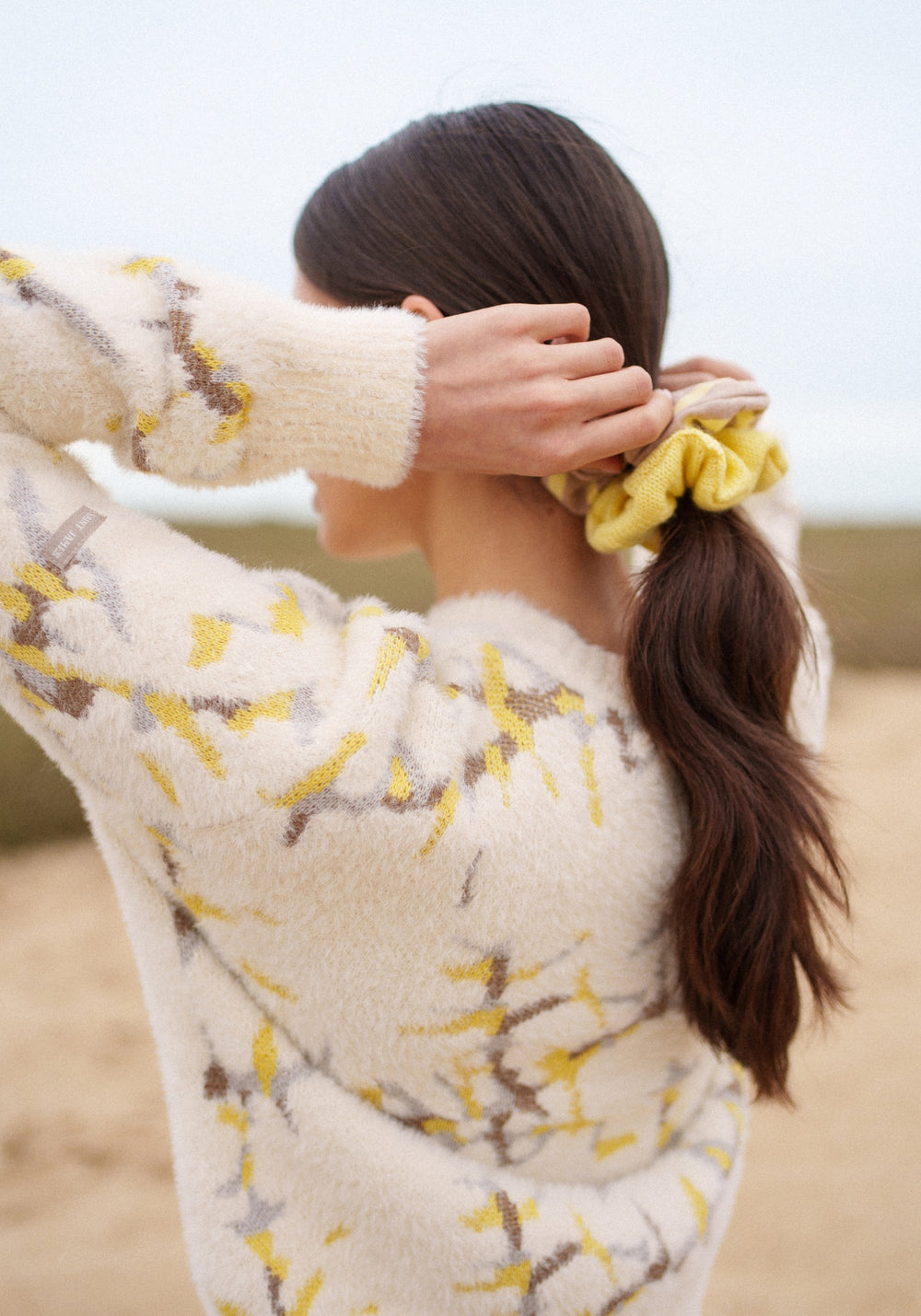 SCRUNCHIE in wool (BUTTER YELLOW)
