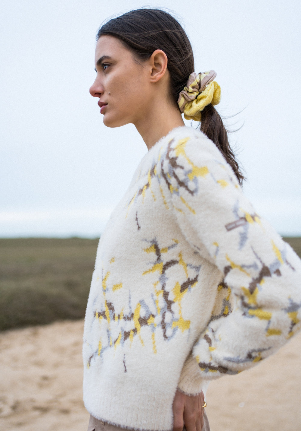 LEEDS Sweater (WINTER WHITE / BEIGE / BUTTER YELLOW)