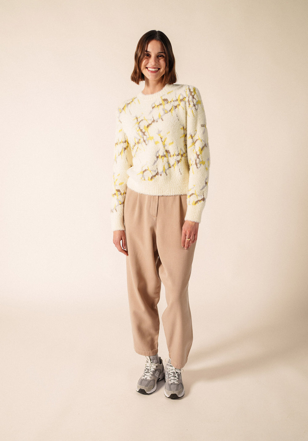 LEEDS Sweater (WINTER WHITE / BEIGE / BUTTER YELLOW)
