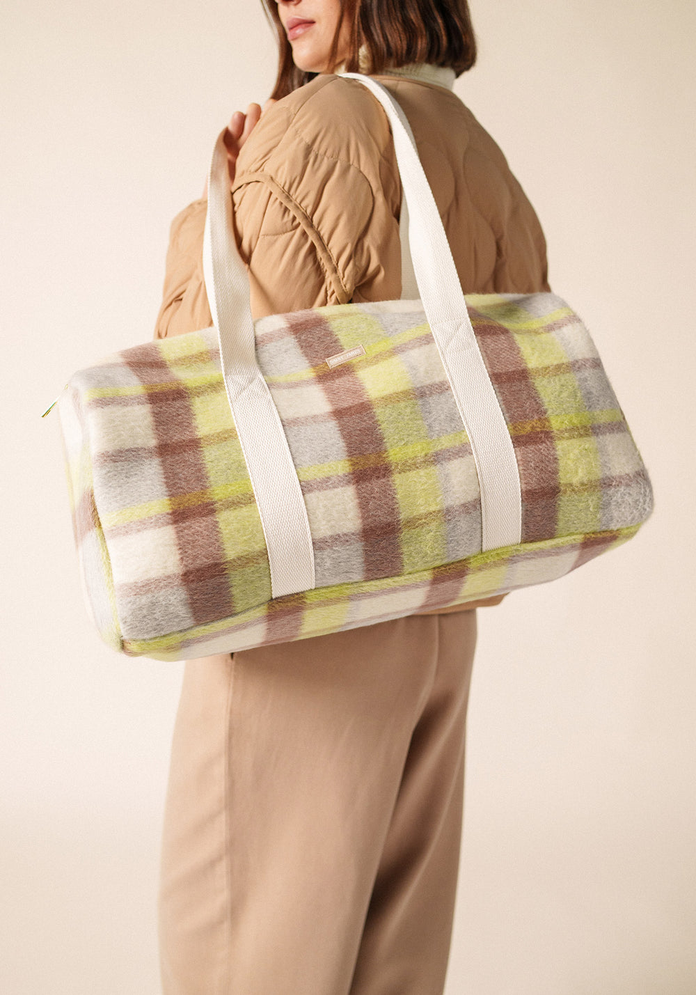 WEEKEND TOTE (WINTER WHITE / BEIGE / BUTTER YELLOW)